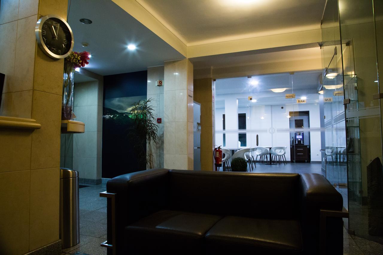 Hotel Solaris Сетубал Экстерьер фото